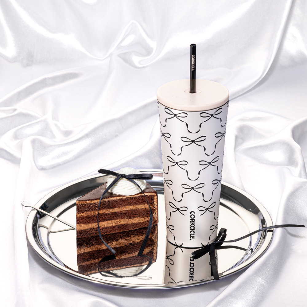 cold-cup-o1 2a98a7269432--2224PBBC-lifestyle.png